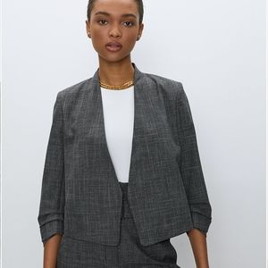 Aritzia Babaton Power Short Blazer